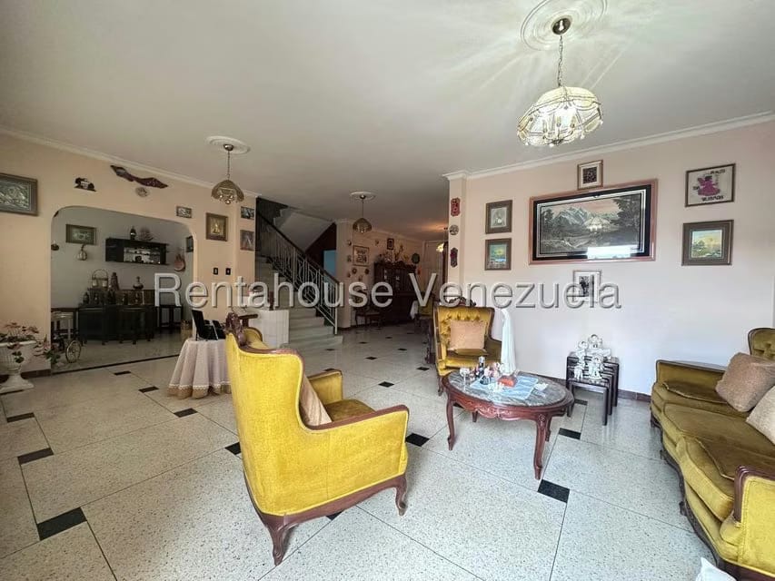 Casa (Multipes Niveles) en Venta en Colinas de Los Chaguaramos, Distrito Metropolitano - 12