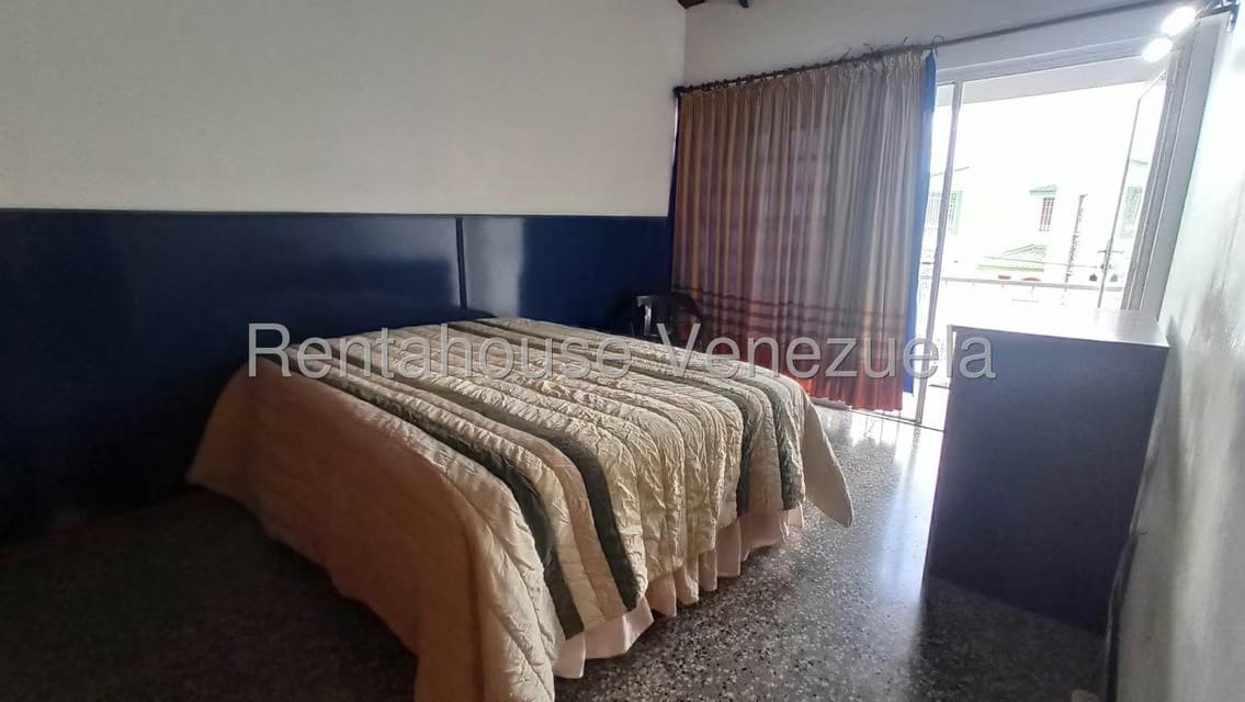 Casa (Multipes Niveles) en Venta en Cerro Alto, Miranda - 15