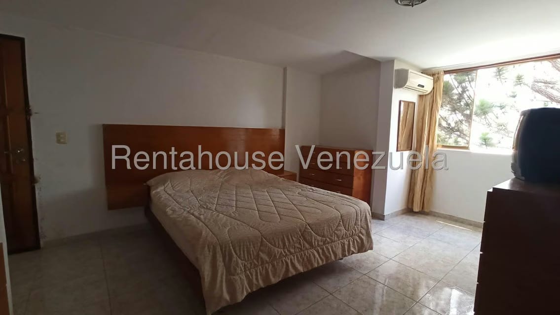 Casa (Multipes Niveles) en Venta en Cerro Alto, Miranda - 37