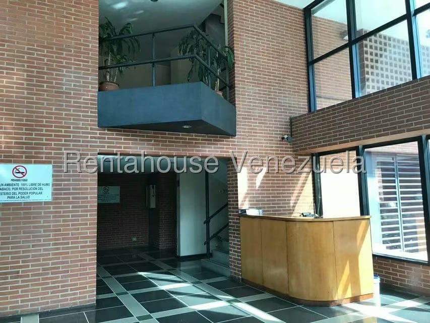 Comercial (Oficina) en Alquiler en El Rosal, Distrito Metropolitano - 11