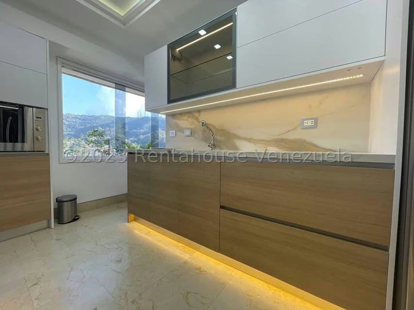 Apartamento (Duplex) en Venta en El Cigarral, Distrito Metropolitano - 15