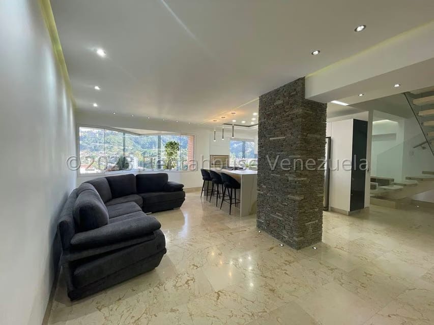 Apartamento (Duplex) en Venta en El Cigarral, Distrito Metropolitano - 25