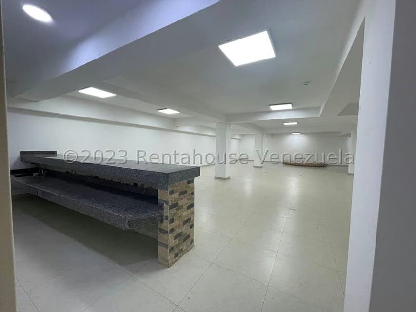 Apartamento (Duplex) en Venta en El Cigarral, Distrito Metropolitano - 67