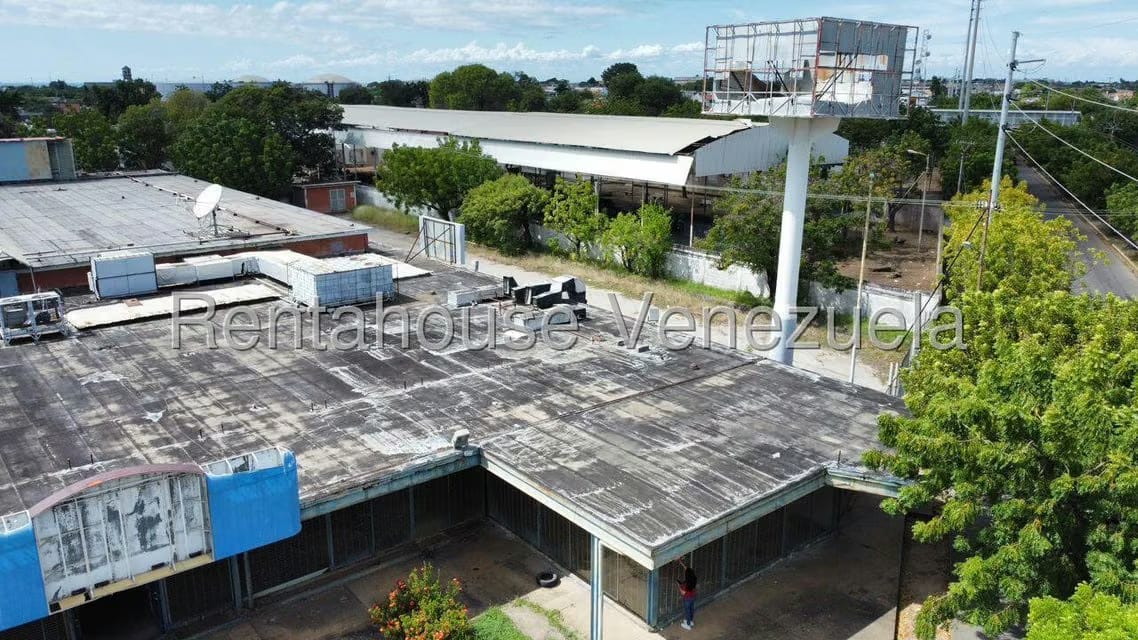 Comercial (Local Comercial) en Alquiler en Miraflores, Zulia - 4