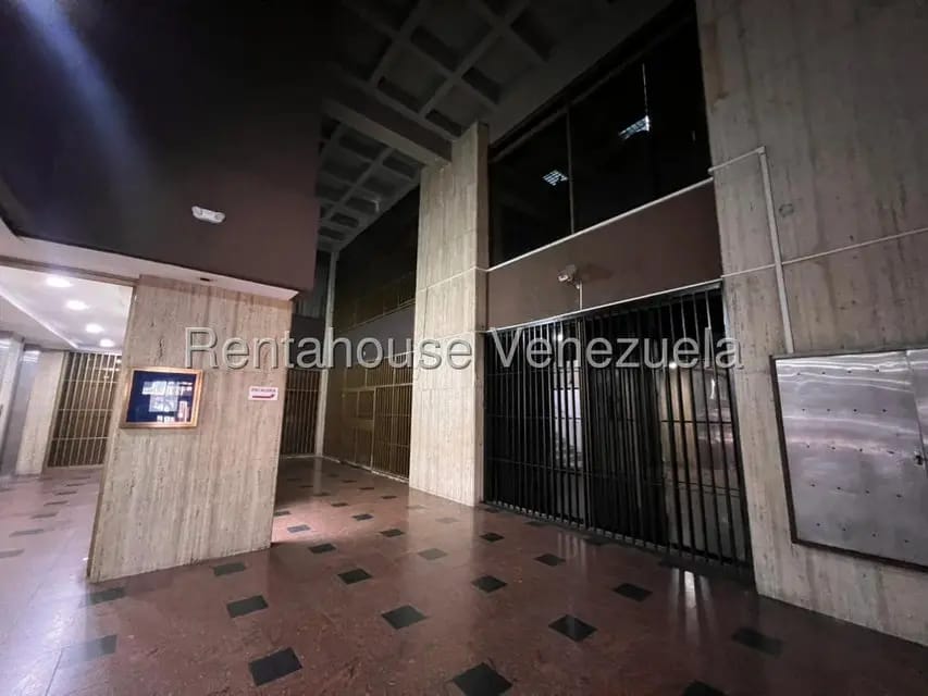 Comercial (Local Comercial) en Alquiler en Parroquia Altagracia, Distrito Metropolitano - 10