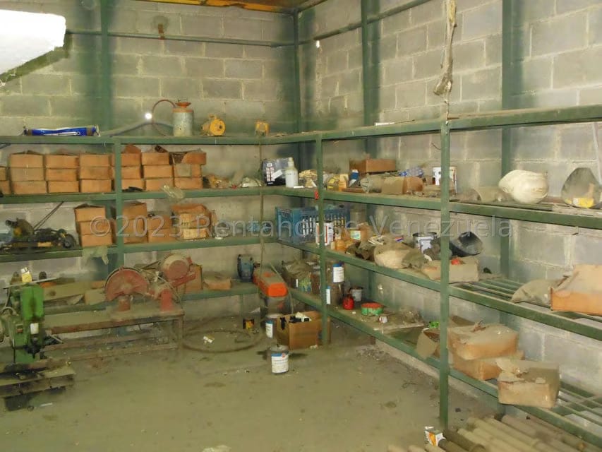 Comercial (Galpon - Deposito) en Venta en Centro de Charallave, Miranda - 21
