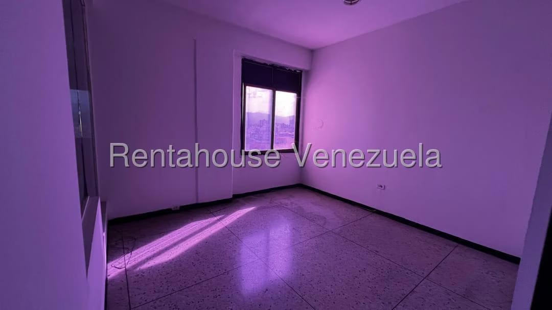 Comercial (Oficina) en Alquiler en Centro, Lara - 12