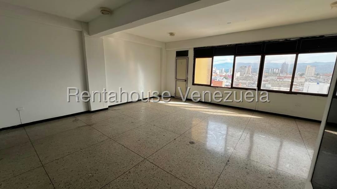 Comercial (Oficina) en Alquiler en Centro, Lara - 19