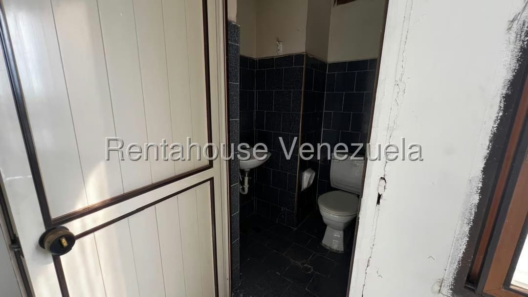 Comercial (Oficina) en Alquiler en Centro, Lara - 22