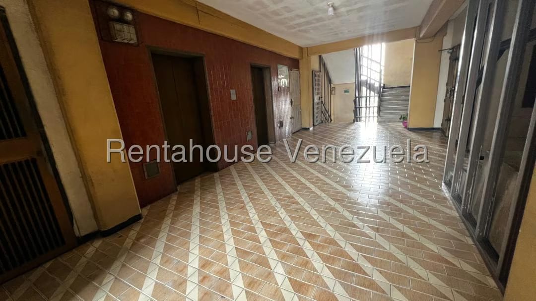 Comercial (Oficina) en Alquiler en Centro, Lara - 26