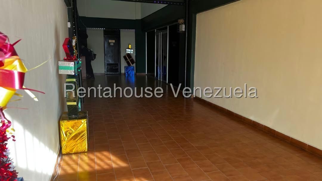 Comercial (Oficina) en Alquiler en Centro, Lara - 32
