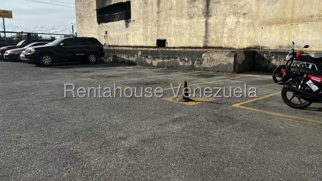 Comercial (Oficina) en Alquiler en Centro, Lara - 35