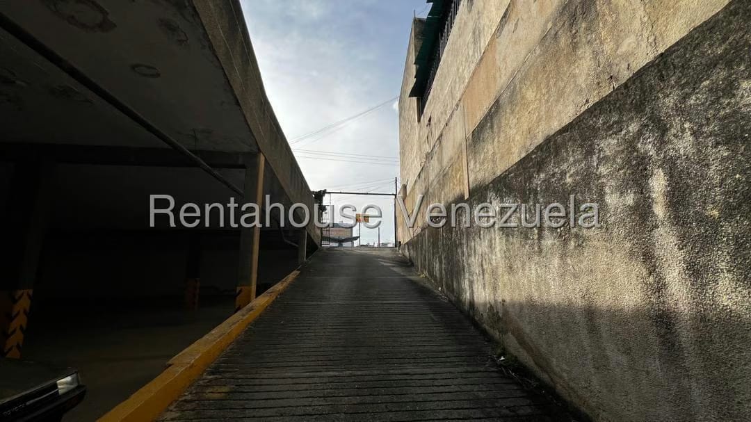 Comercial (Oficina) en Alquiler en Centro, Lara - 39