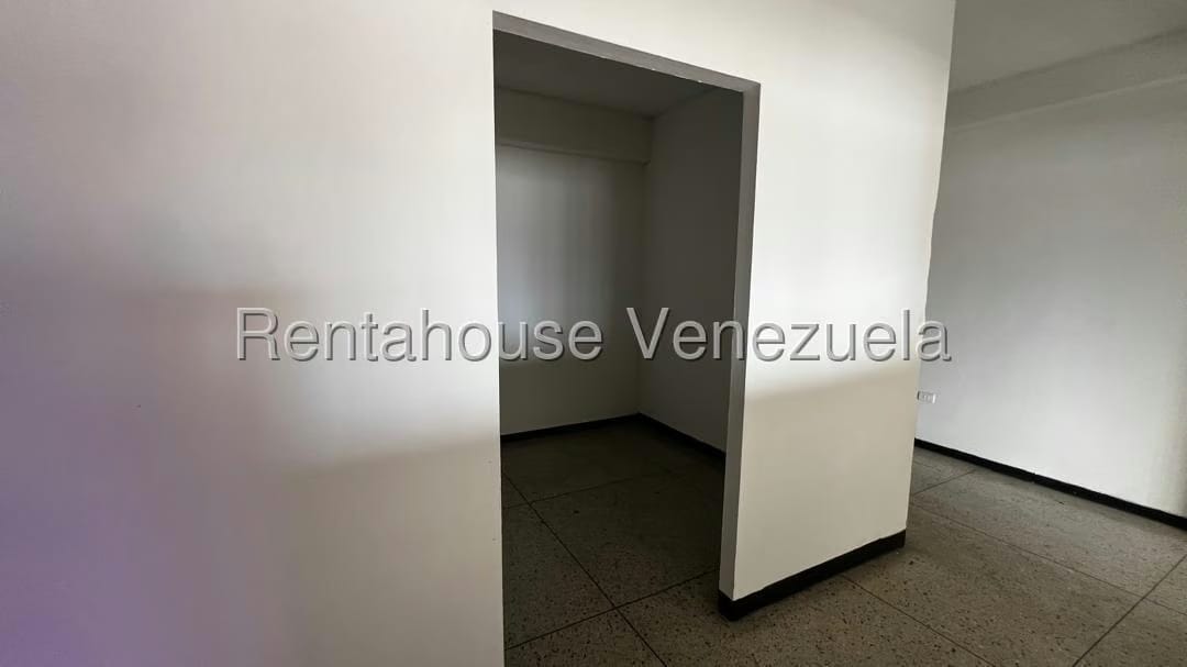 Comercial (Oficina) en Alquiler en Centro, Lara - 5