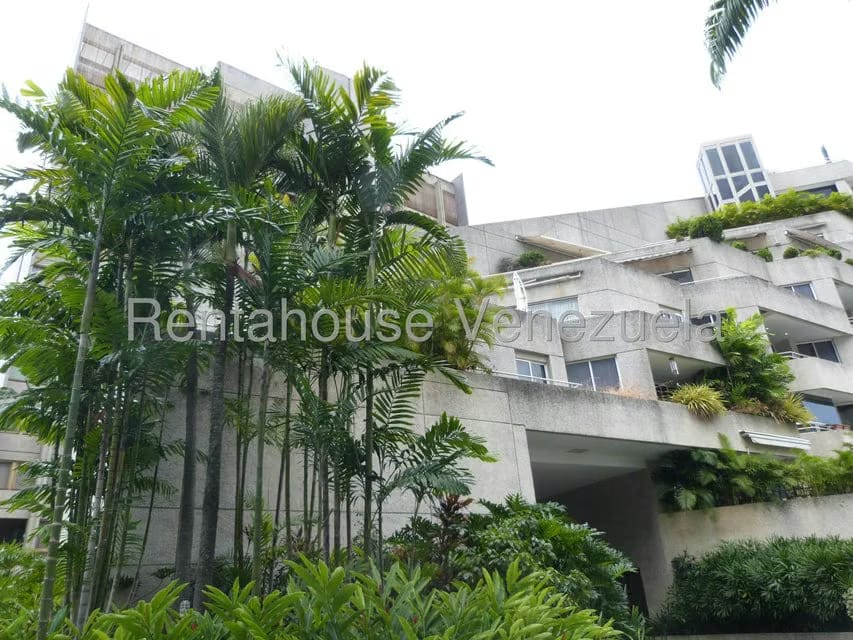 Apartamento (1 Nivel) en Alquiler en Altamira, Distrito Metropolitano - 2