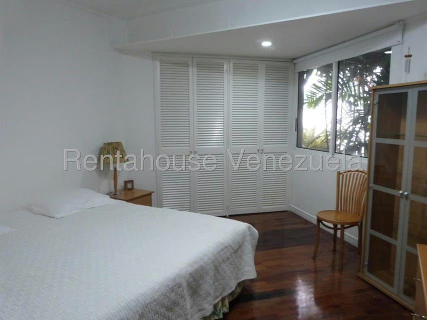 Apartamento (1 Nivel) en Alquiler en Altamira, Distrito Metropolitano - 12