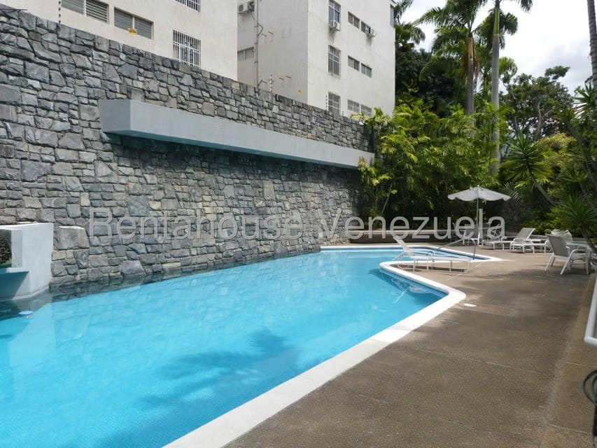Apartamento (1 Nivel) en Alquiler en Altamira, Distrito Metropolitano - 18
