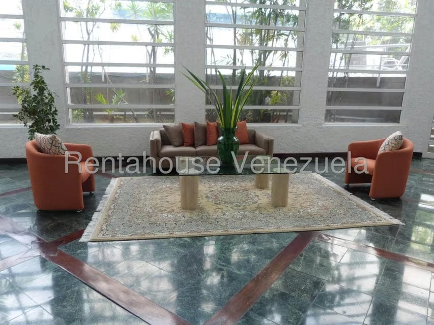 Apartamento (1 Nivel) en Alquiler en Altamira, Distrito Metropolitano - 23