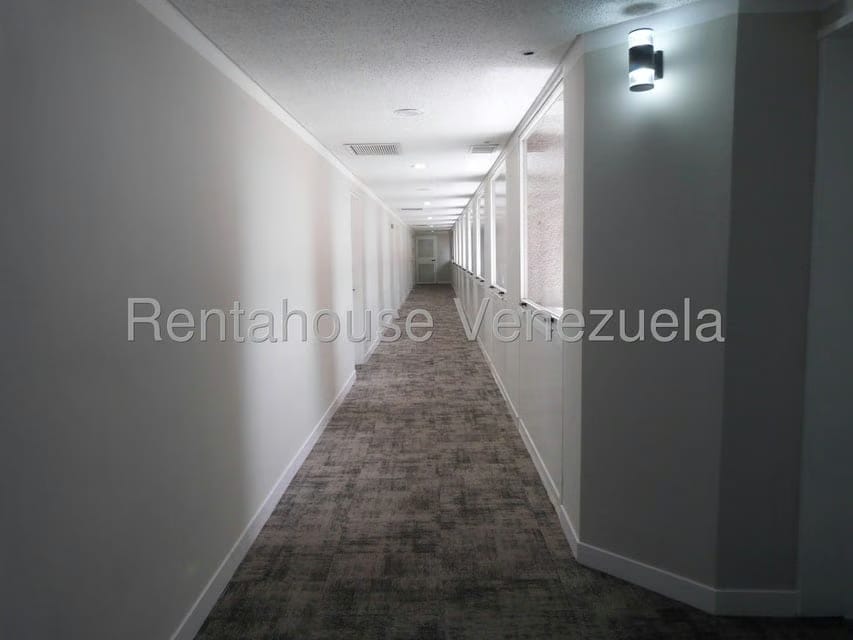 Apartamento (1 Nivel) en Alquiler en Altamira, Distrito Metropolitano - 26