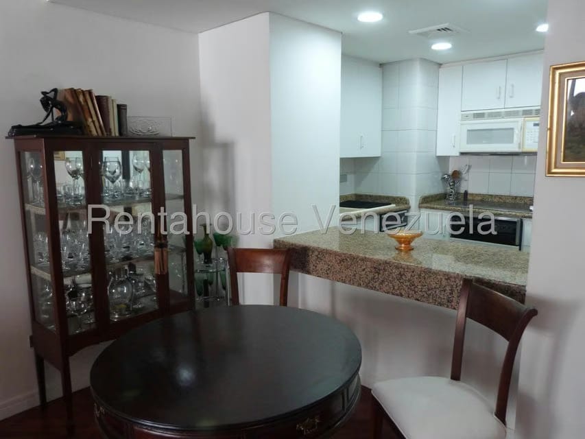 Apartamento (1 Nivel) en Alquiler en Altamira, Distrito Metropolitano - 6