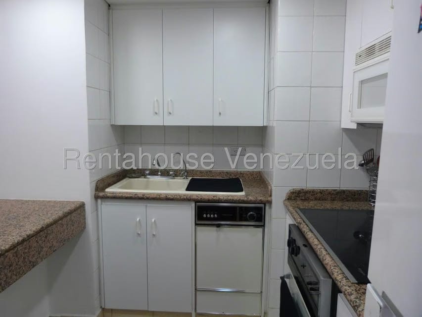 Apartamento (1 Nivel) en Alquiler en Altamira, Distrito Metropolitano - 8