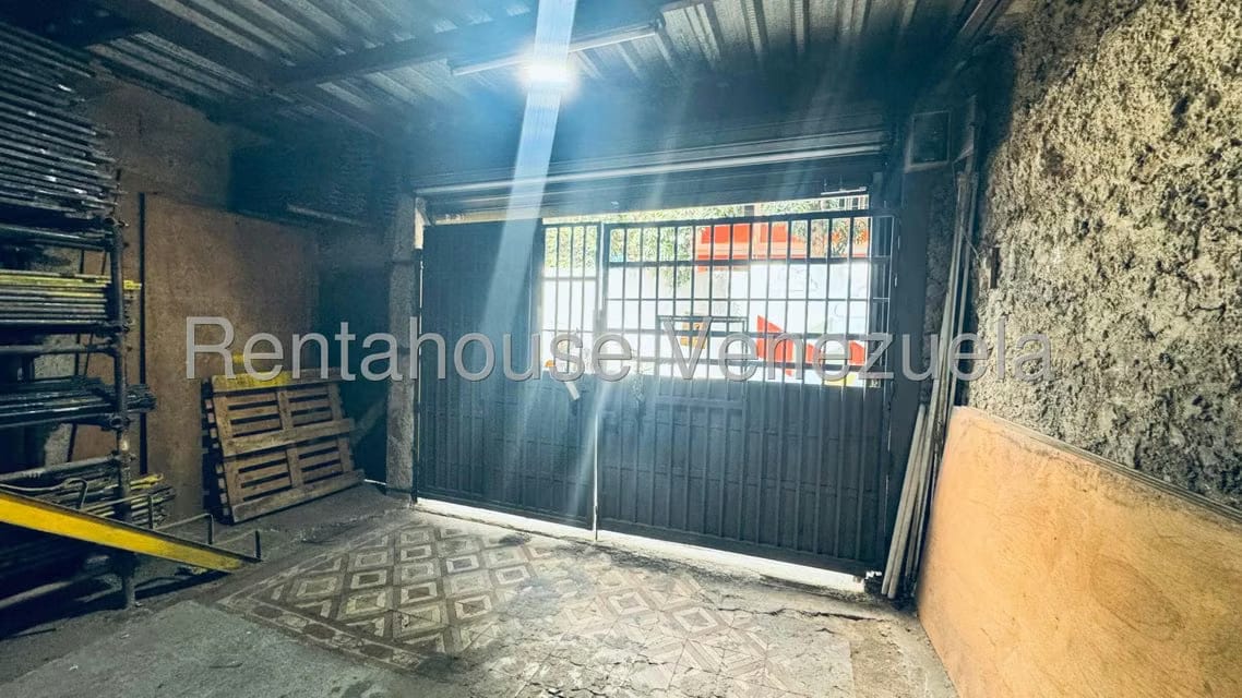 Comercial (Edificio) en Venta en Parroquia Altagracia, Distrito Metropolitano - 14