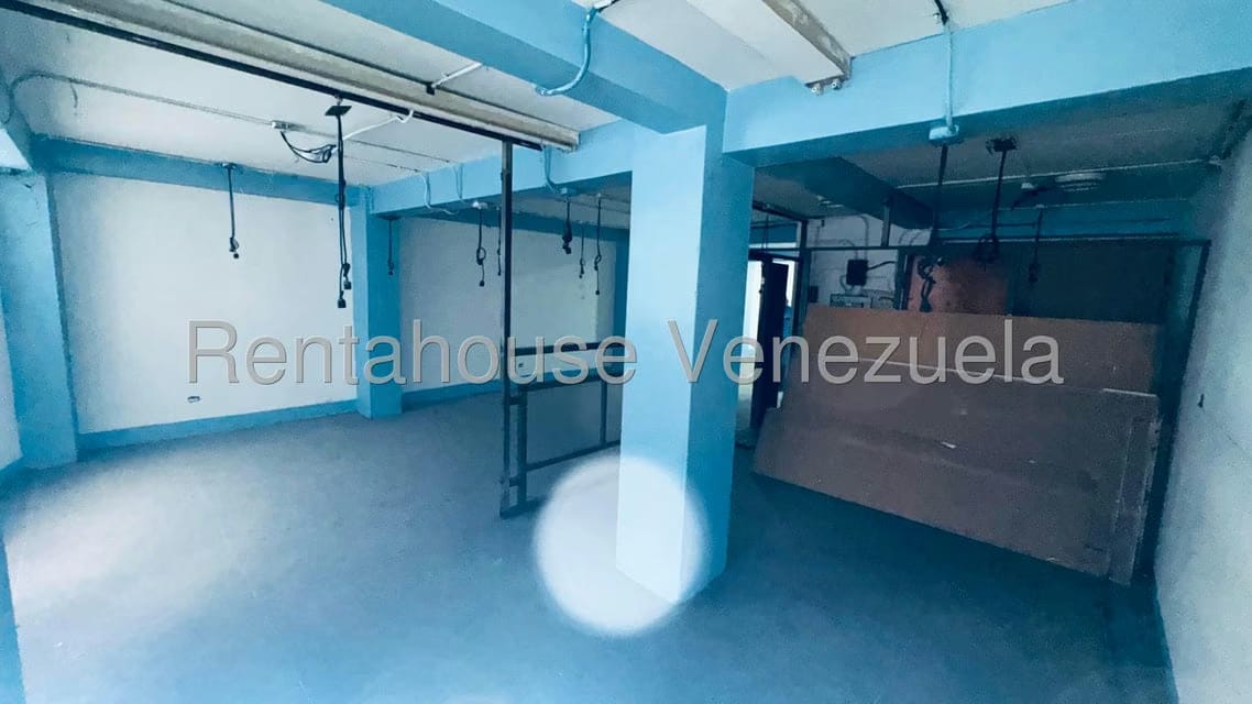 Comercial (Edificio) en Venta en Parroquia Altagracia, Distrito Metropolitano - 25