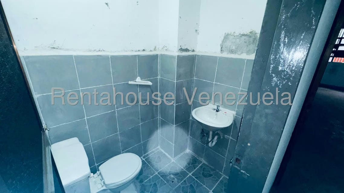 Comercial (Edificio) en Venta en Parroquia Altagracia, Distrito Metropolitano - 26