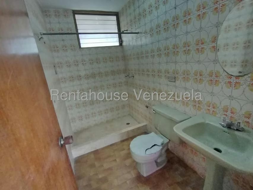 Apartamento (1 Nivel) en Venta en Avenida Bolivar, Aragua - 14