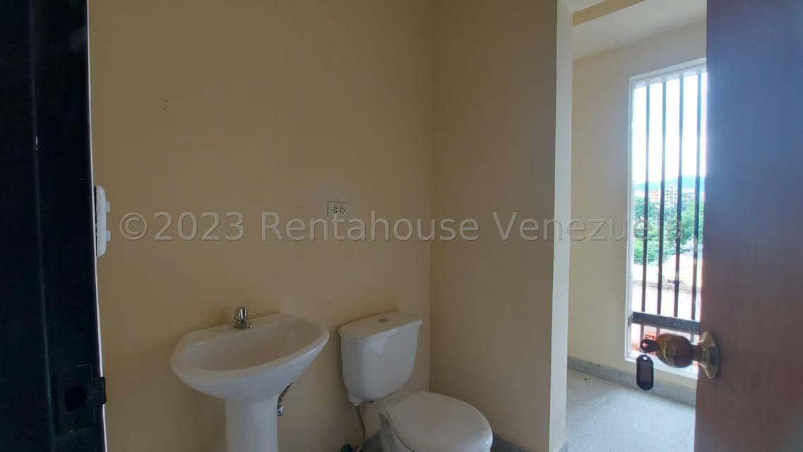 Comercial (Local Comercial) en Venta en Las Acacias, Carabobo - 11