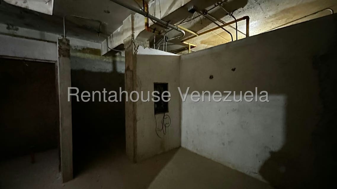 Comercial (Local Comercial) en Venta en Parroquia La Candelaria, Distrito Metropolitano - 4