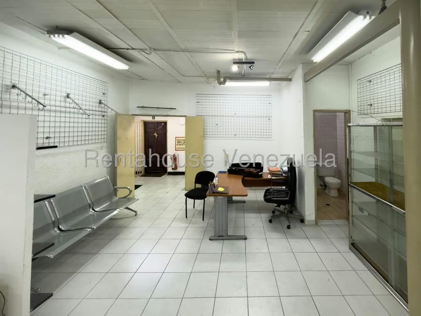 Comercial (Local Comercial) en Alquiler en Boleita Norte, Distrito Metropolitano - 13
