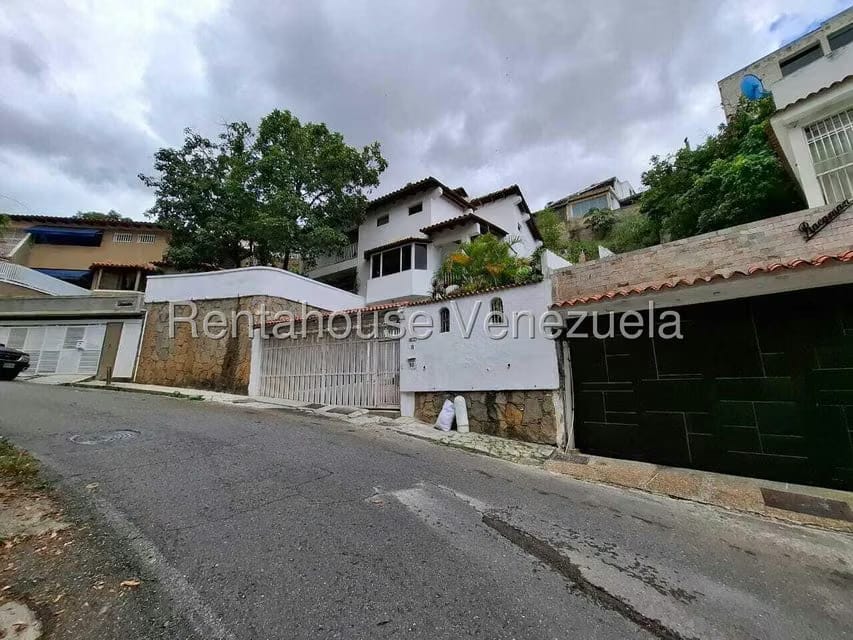 Casa (Multipes Niveles) en Venta en El Marques, Distrito Metropolitano - 2