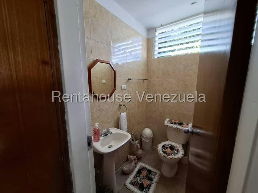 Casa (Multipes Niveles) en Venta en El Marques, Distrito Metropolitano - 21
