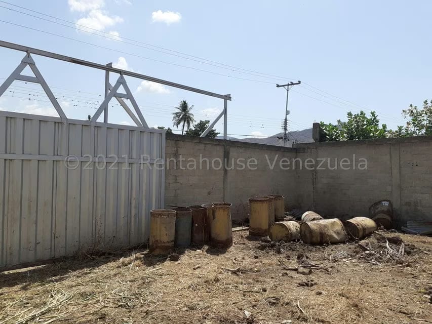 Terreno (Comercial) en Venta en Zona Centro, Aragua - 6