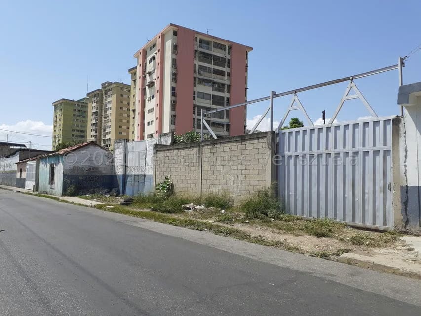 Terreno (Comercial) en Venta en Zona Centro, Aragua - 8