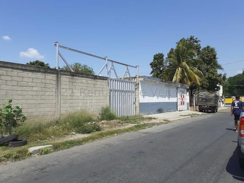 Terreno (Comercial) en Venta en Zona Centro, Aragua - 9