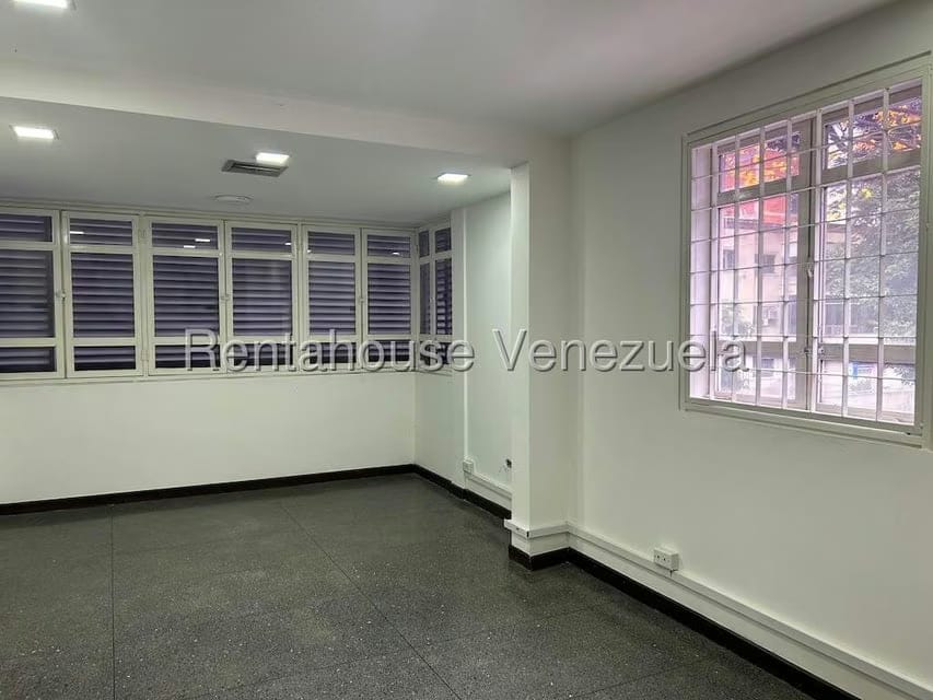 Comercial (Oficina) en Alquiler en Las Mercedes, Distrito Metropolitano - 8