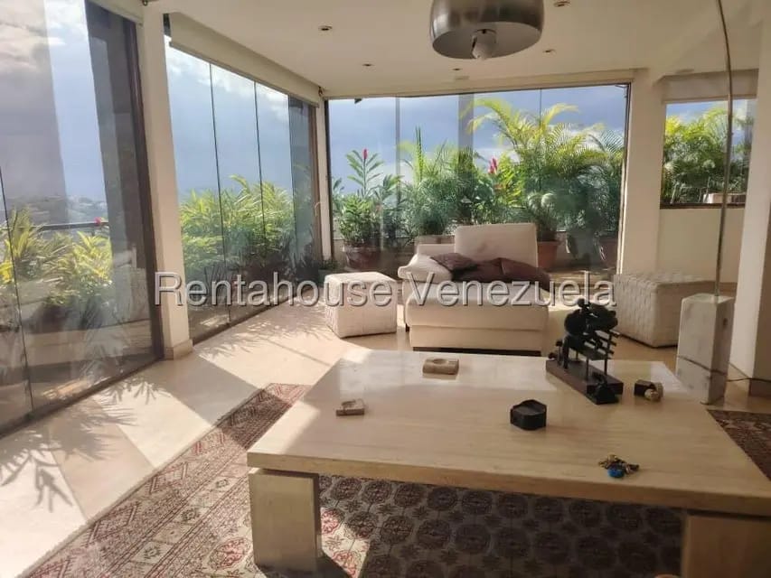 Apartamento (Penthouse) en Alquiler en La Tahona, Distrito Metropolitano - 14