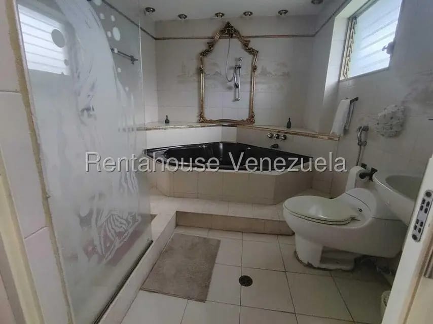 Apartamento (Penthouse) en Alquiler en La Tahona, Distrito Metropolitano - 20