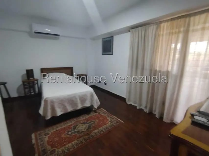 Apartamento (Penthouse) en Alquiler en La Tahona, Distrito Metropolitano - 35