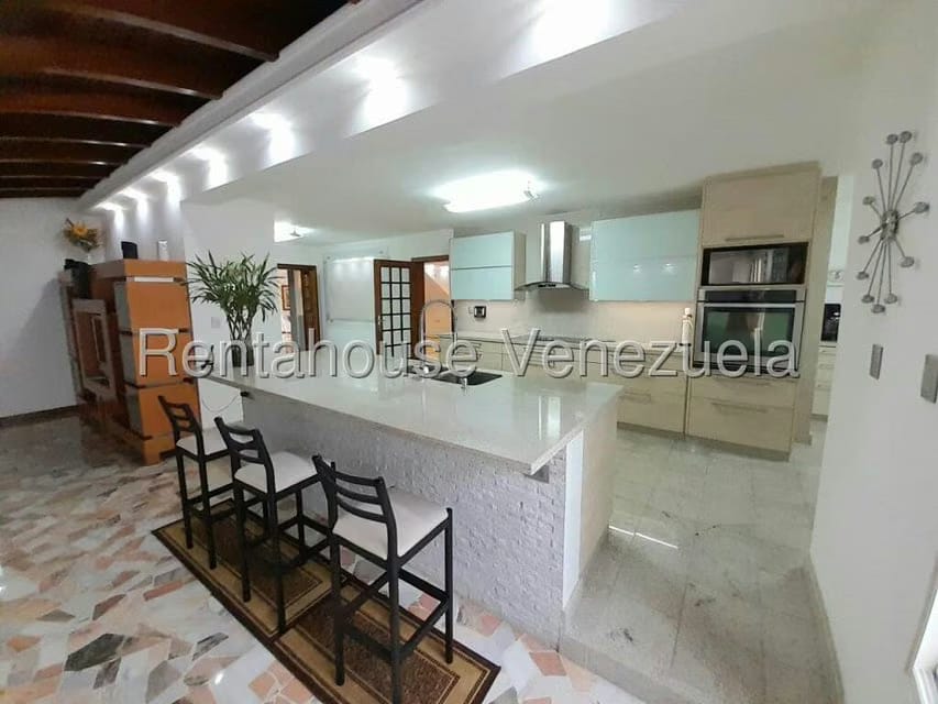 Casa (Multipes Niveles) en Venta en Colinas de La California, Distrito Metropolitano - 15