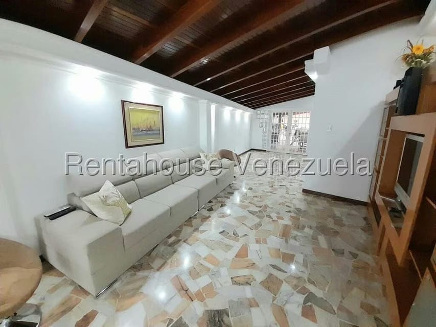 Casa (Multipes Niveles) en Venta en Colinas de La California, Distrito Metropolitano - 18