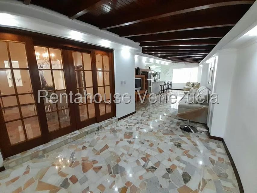 Casa (Multipes Niveles) en Venta en Colinas de La California, Distrito Metropolitano - 21