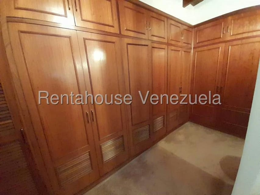 Casa (Multipes Niveles) en Venta en Colinas de La California, Distrito Metropolitano - 30