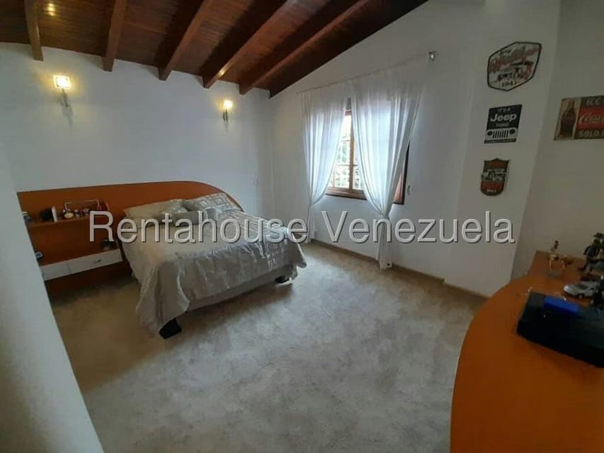 Casa (Multipes Niveles) en Venta en Colinas de La California, Distrito Metropolitano - 33