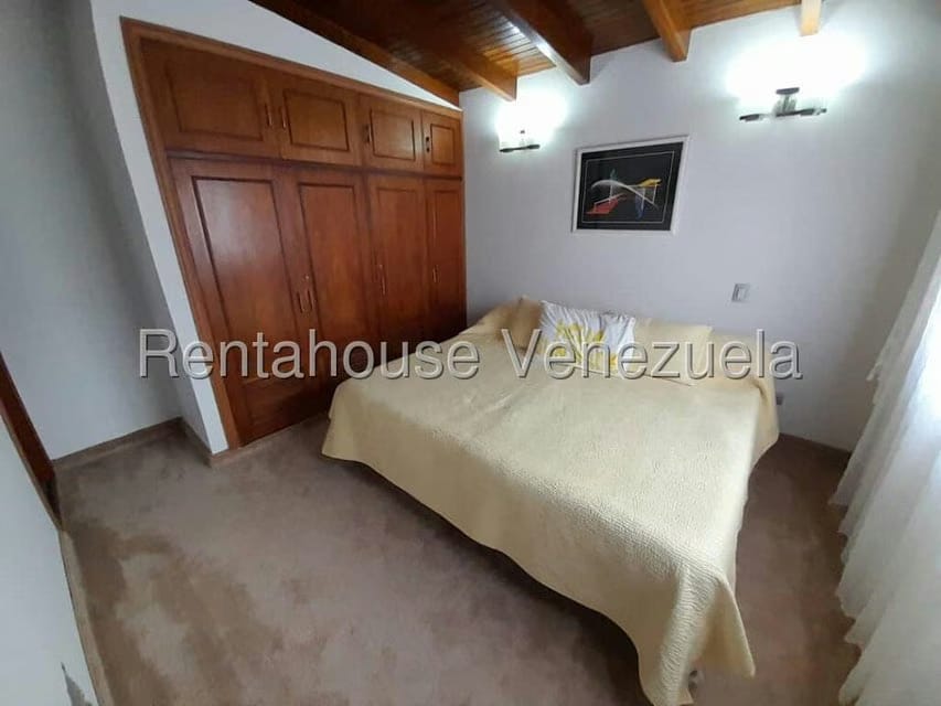 Casa (Multipes Niveles) en Venta en Colinas de La California, Distrito Metropolitano - 40