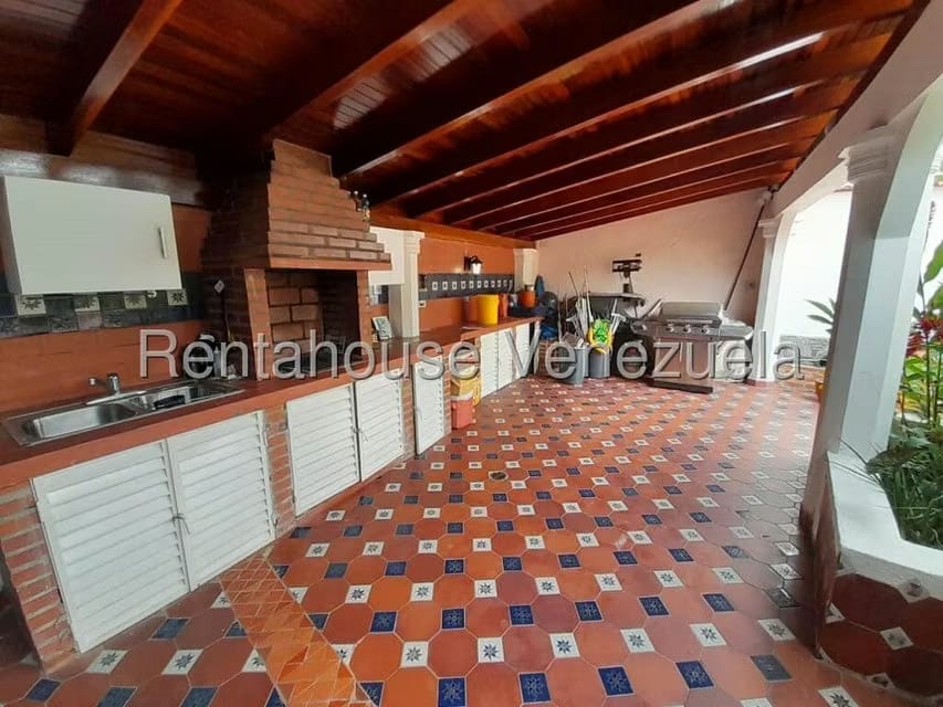 Casa (Multipes Niveles) en Venta en Colinas de La California, Distrito Metropolitano - 48