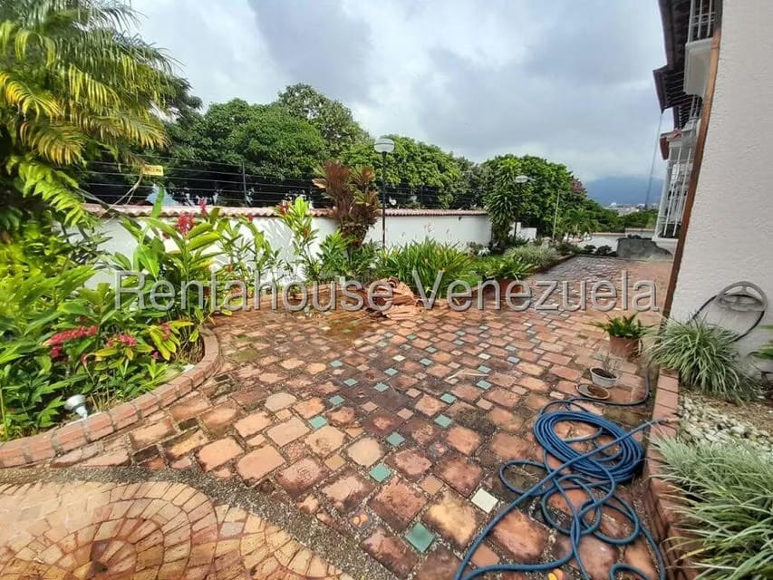 Casa (Multipes Niveles) en Venta en Colinas de La California, Distrito Metropolitano - 51