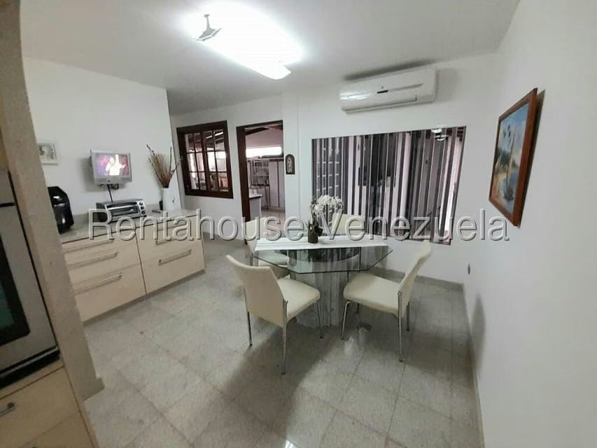 Casa (Multipes Niveles) en Venta en Colinas de La California, Distrito Metropolitano - 10